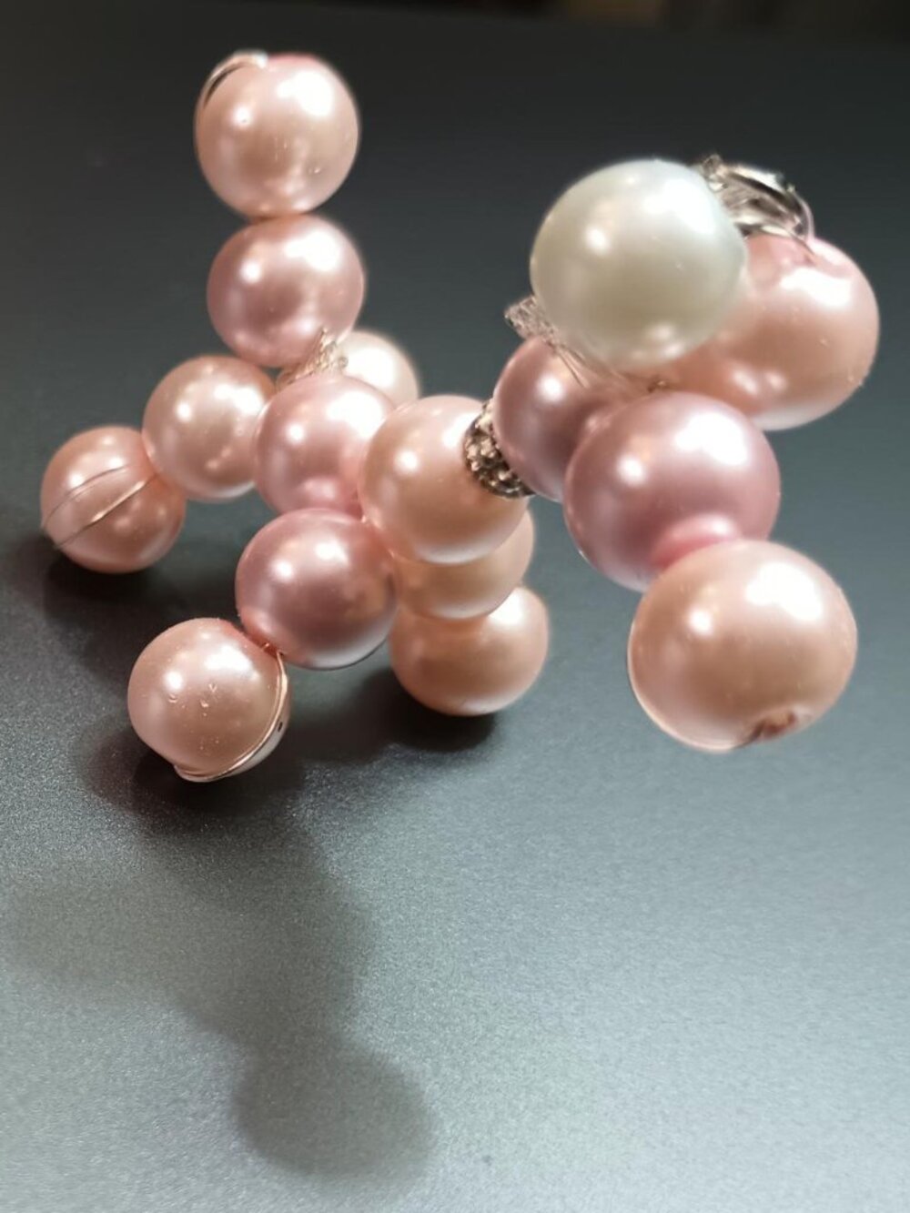 Handmade Light Pink Shiny Pearl-Style Beaded Poodle Balloon Dog Puppy Animal